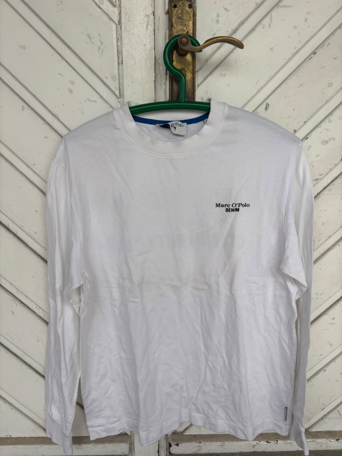Weißes Langarmshirt