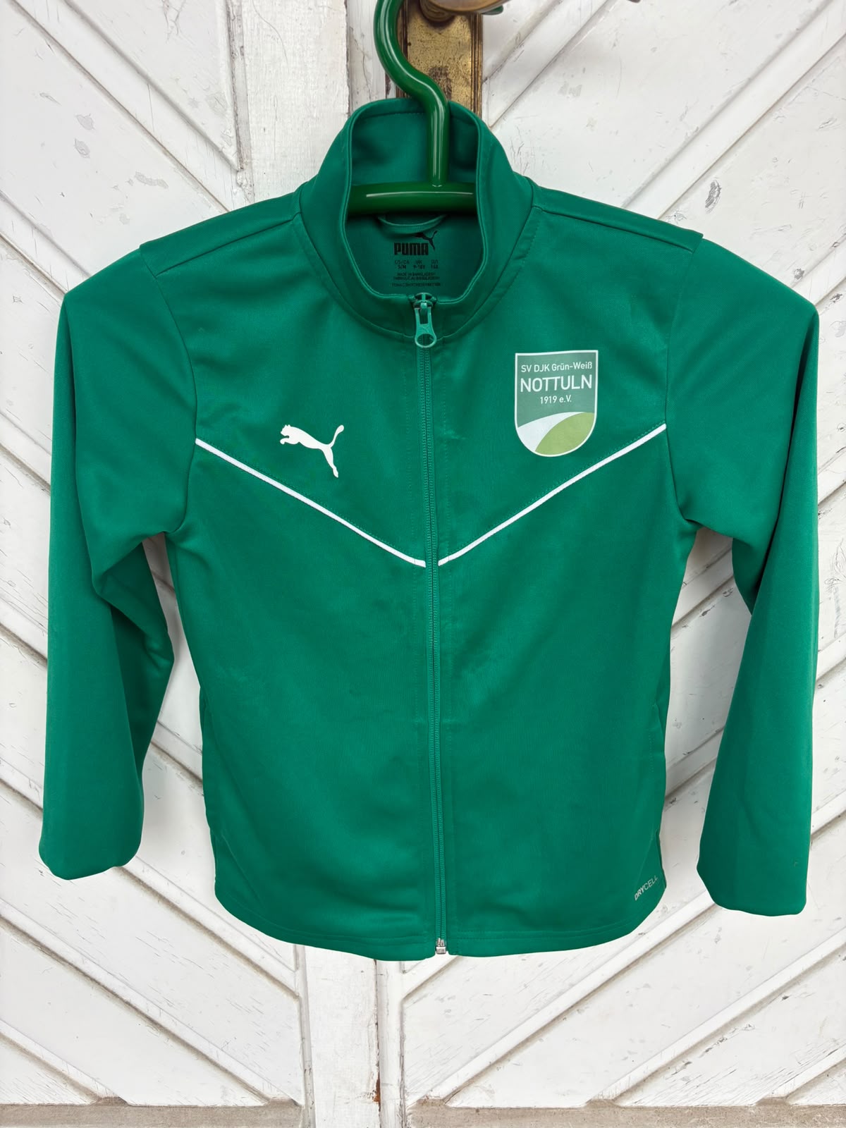 Grüne Trainingsjacke